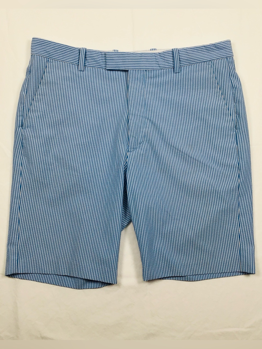 G/Fore men’s flat front golf shorts 34